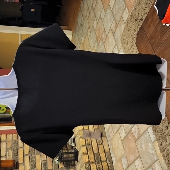 🌺Alyx NWT Peplum Style Top with Gold Metal Detail - Picture 4 of 12